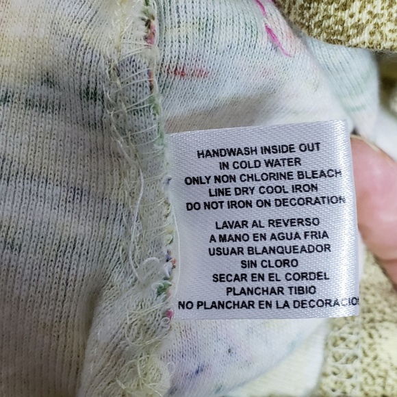 *SOLD*  CG CG Embellished Garden 3/4 Sleeve Top 2X - Picture 8 of 8